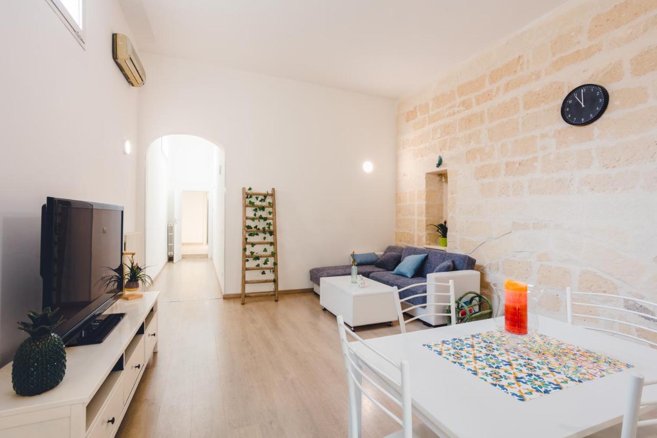 Convivo Apartment Palazzo Galateo Lecce Exterior photo